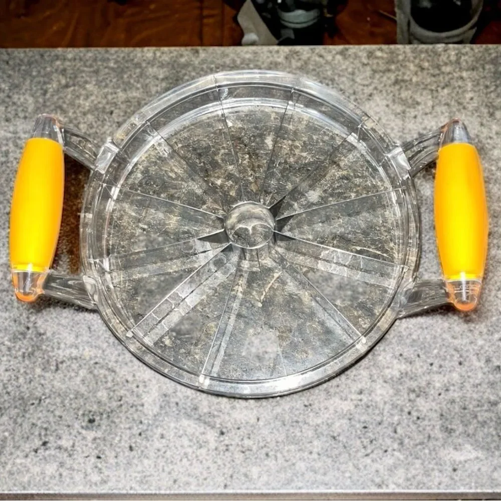 Slicer 🔎 Rare Find Elegant Lucite and Stainless Steel Pie Melon Farmhouse HP 🍭